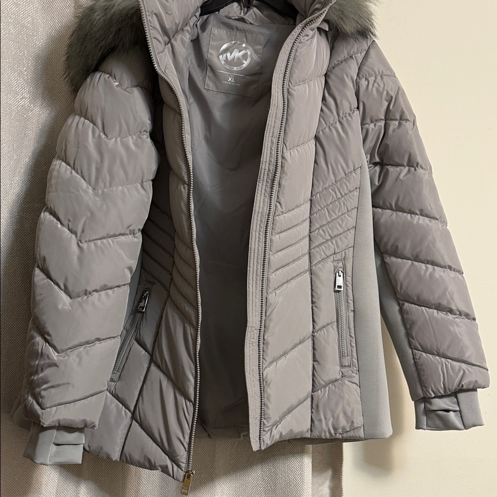Brand-new Michael Kors Light Gray Puffer Jacket